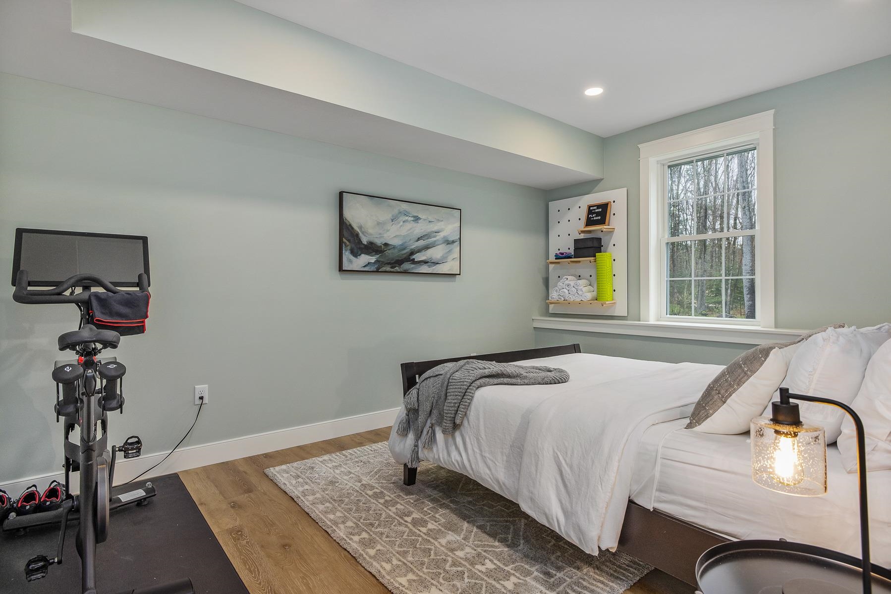 7 Jacqueline Way Stratham, NH 03885 - Photo 36 of 40 Gallery Image 36