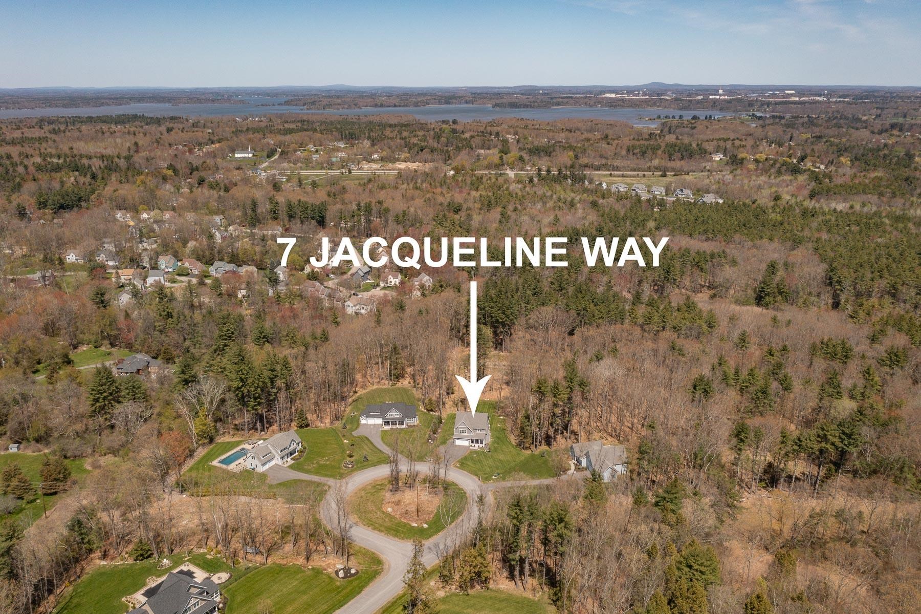 7 Jacqueline Way Stratham, NH 03885 - Photo 4 of 40 Gallery Image 4