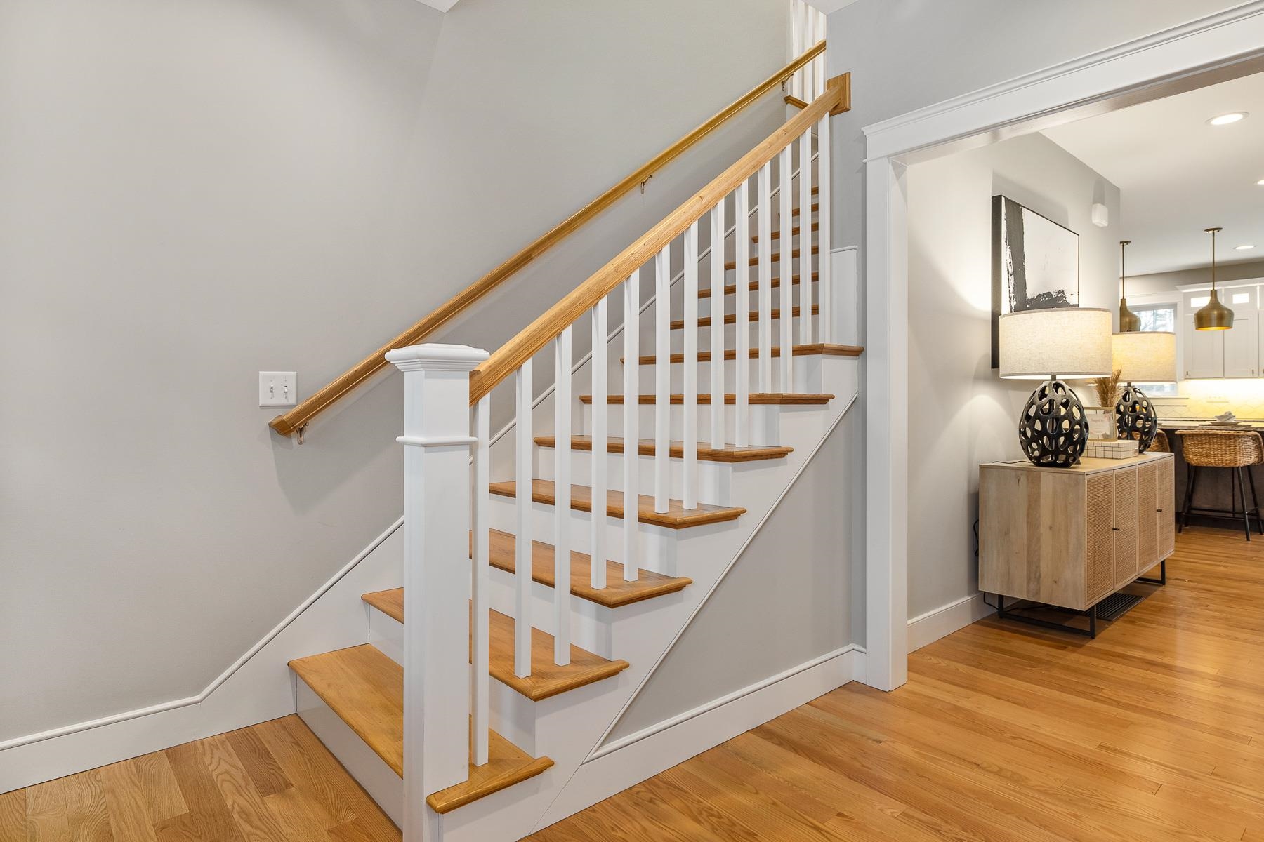 7 Jacqueline Way Stratham, NH 03885 - Photo 5 of 40 Gallery Image 5