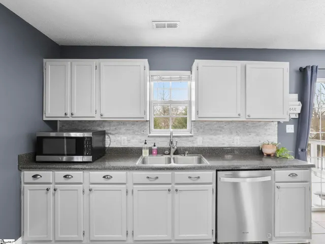 $250,000 | 131 Wild Berry Court, Boiling Springs, SC 29316