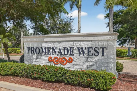 a street sign on a street sign