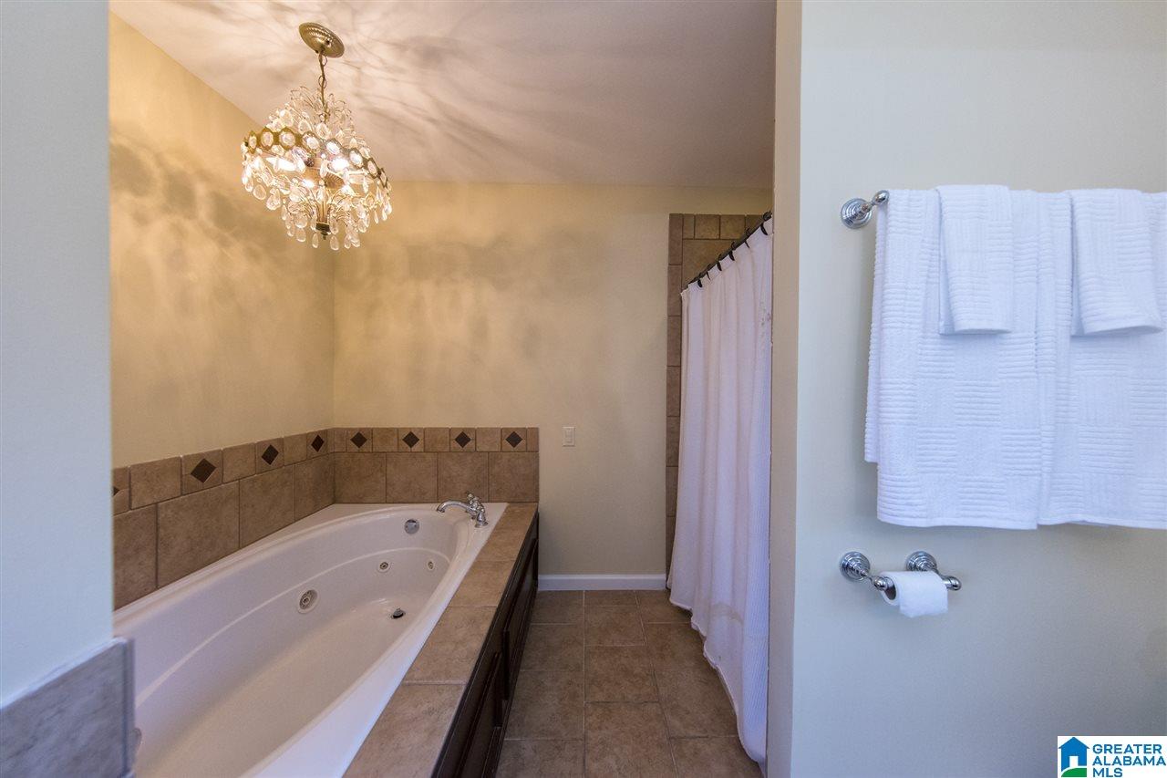 2211 Farley Road Birmingham, AL 35226 - Photo 15 of 20