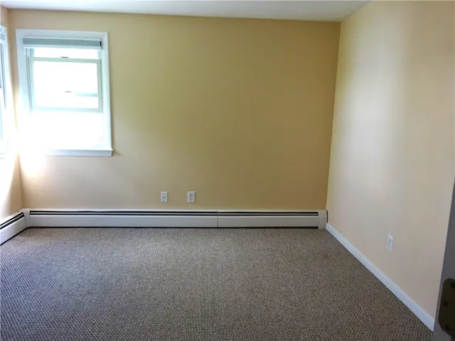 $2,200 | 3 Southmayd Street, Unit A, Newport, RI 02840