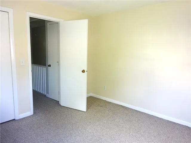 $2,200 | 3 Southmayd Street, Unit A, Newport, RI 02840