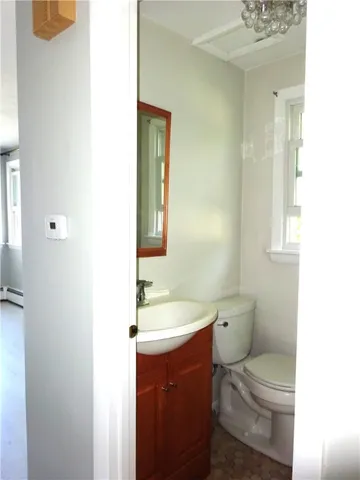 $2,200 | 3 Southmayd Street, Unit A, Newport, RI 02840