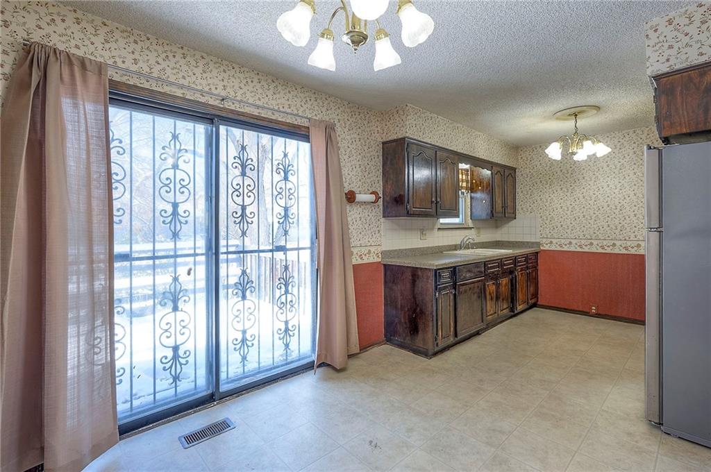 706 South 9th Street Edwardsville, KS 66111 - Photo 11 of 29