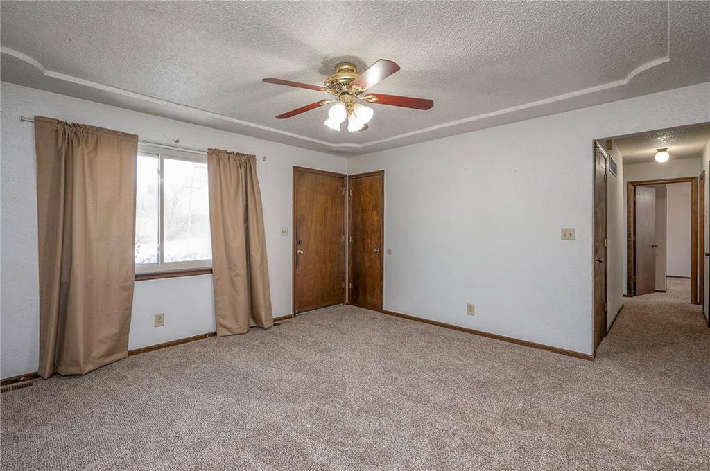 706 South 9th Street Edwardsville, KS 66111 - Photo 5 of 29