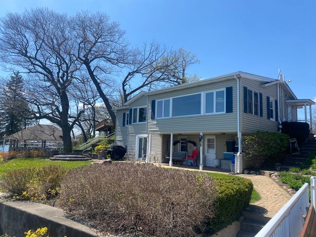 305 Indian Point Road, Twin Lakes, WI 53181