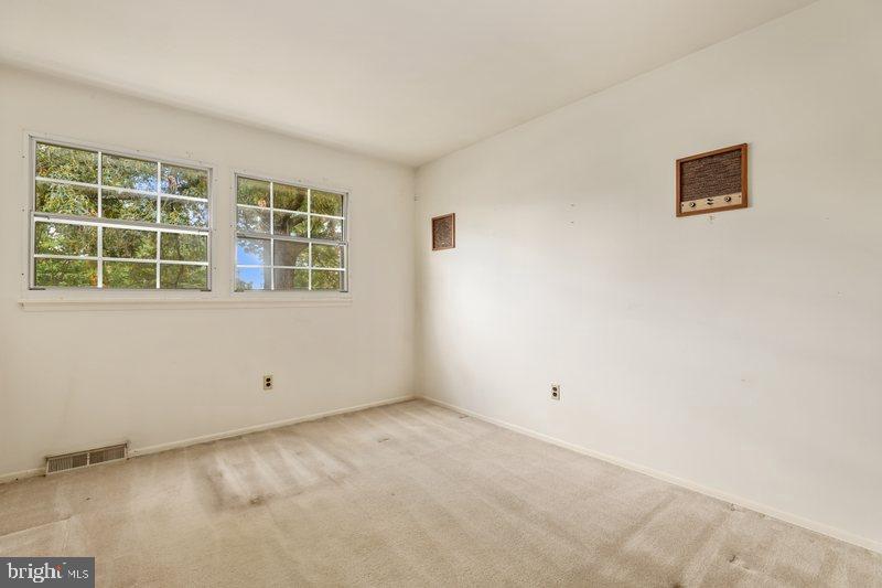6308 Wayles Street Springfield, VA 22150 - Photo 23 of 36