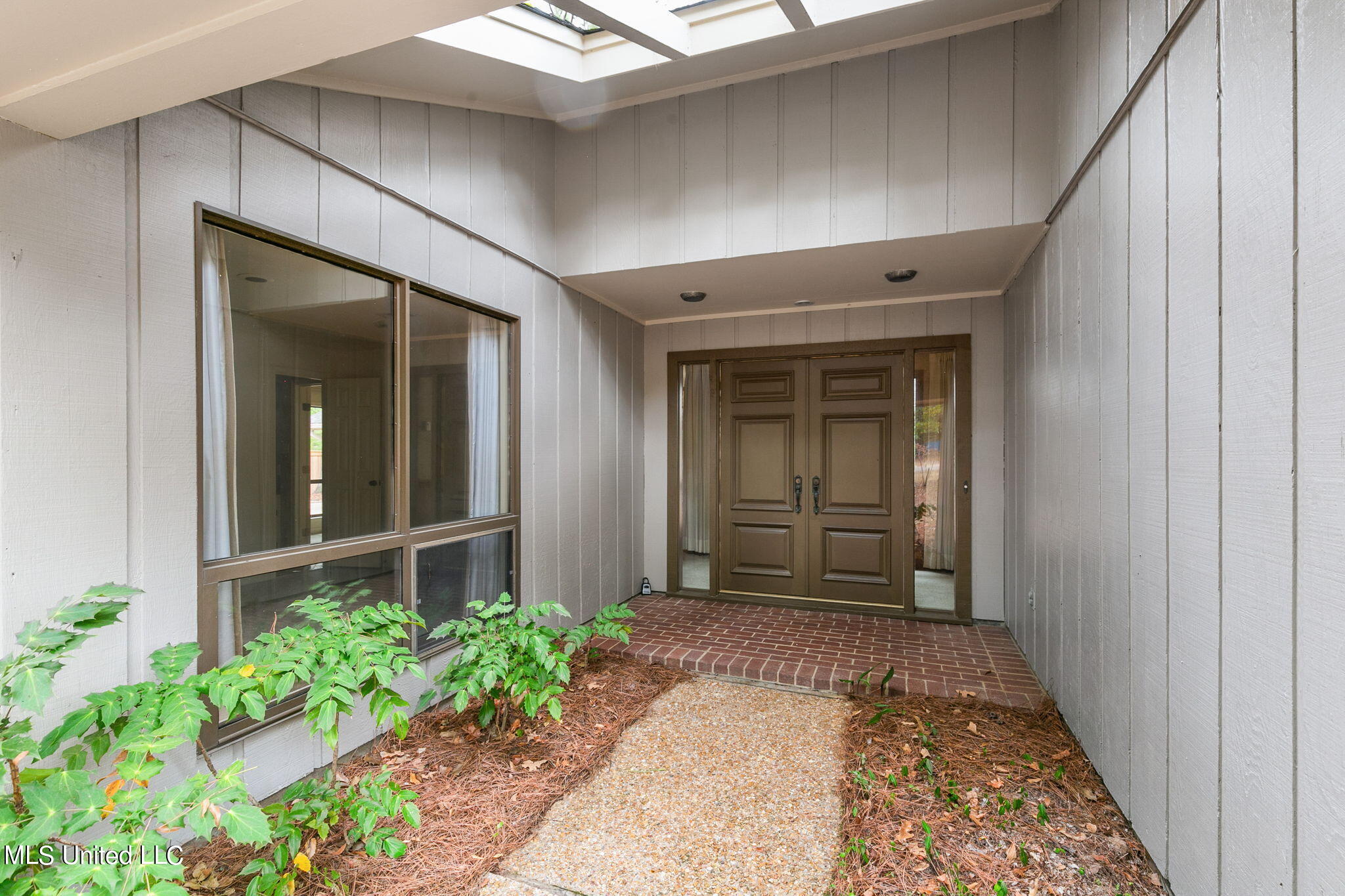 129 Whippoorwill Road Brandon, MS 39047 - Photo 2 of 51 9-web-or-mls-129 Whippoorwill-9