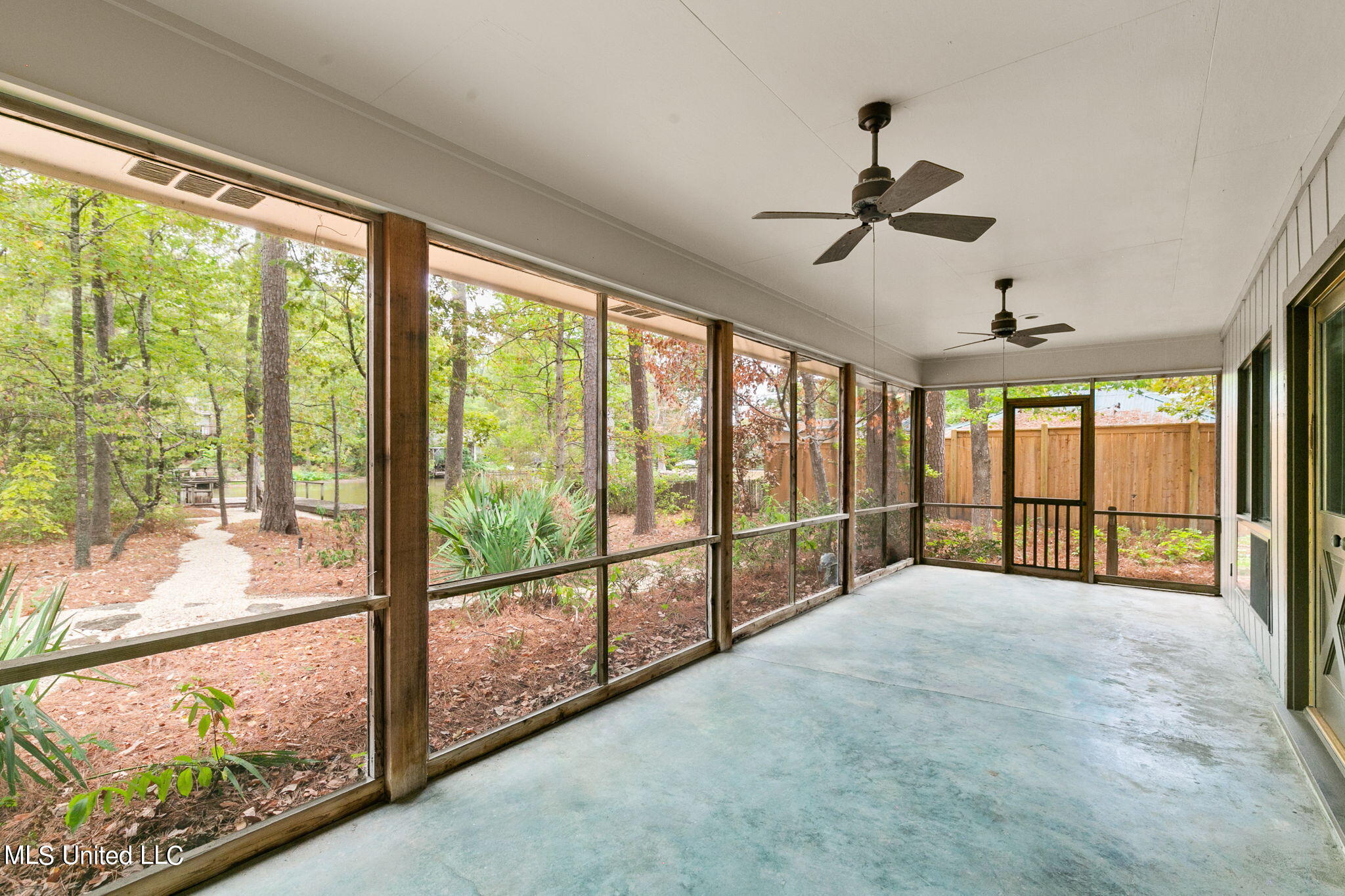 129 Whippoorwill Road Brandon, MS 39047 - Photo 32 of 51 44-web-or-mls-129 Whippoorwill-44