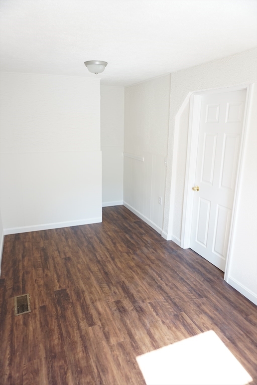 18 Sutherland Street Lowell, MA 01850 - Photo 12 of 28