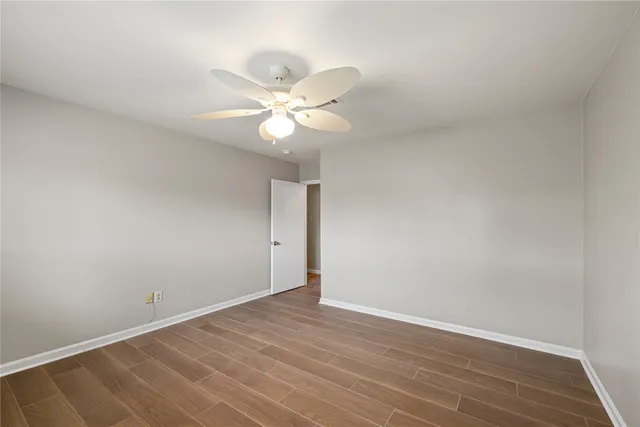 $1,850 | 12050 Sela Lane, Houston, TX 77072