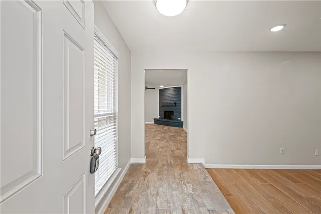 $1,850 | 12050 Sela Lane, Houston, TX 77072