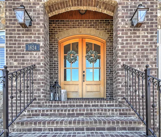 $1,450,000 | 1624 Conestoga Pass, Johnson City, TN 37601