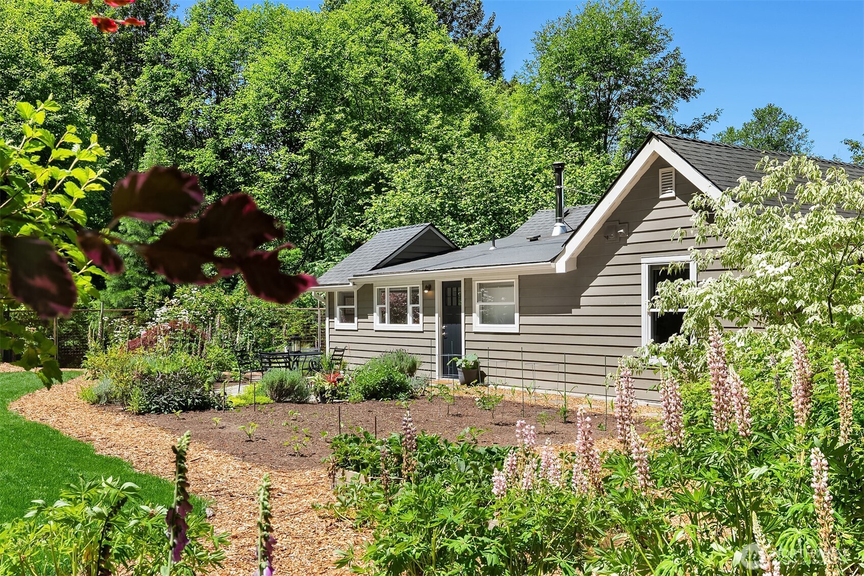 11323 East Riverside Drive Bothell, WA 98011 - Photo 29 of 40