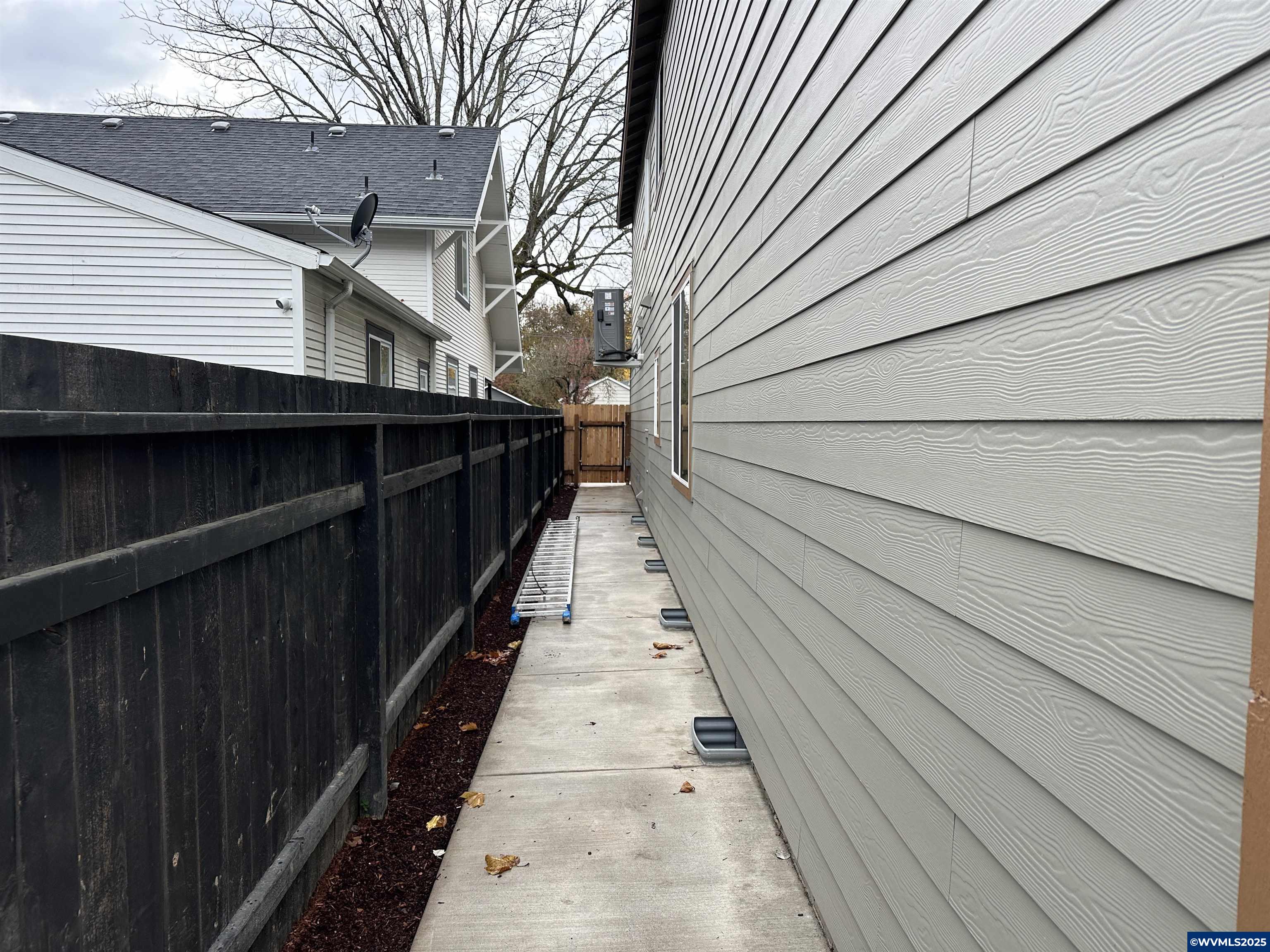 441-443 Southeast Denver Street Albany, OR 97321 - Photo 15 of 16