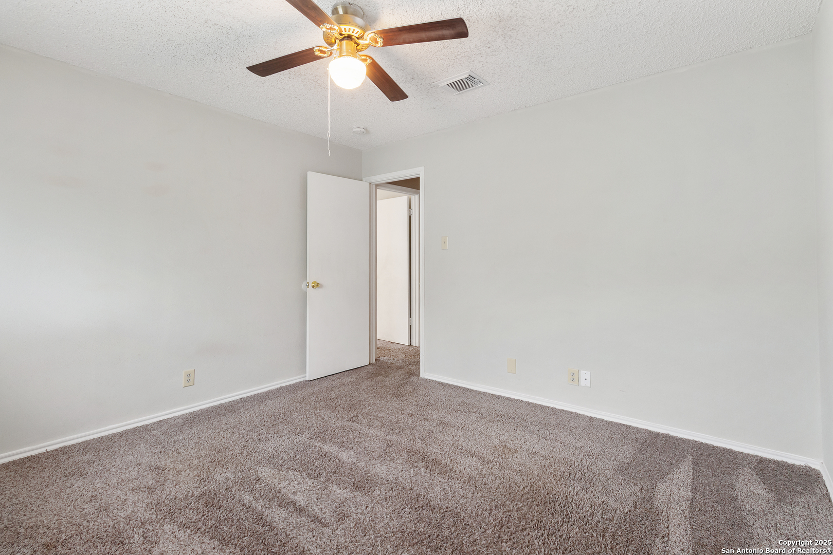 8310 Border Ridge Drive San Antonio, TX 78240 - Photo 16 of 24