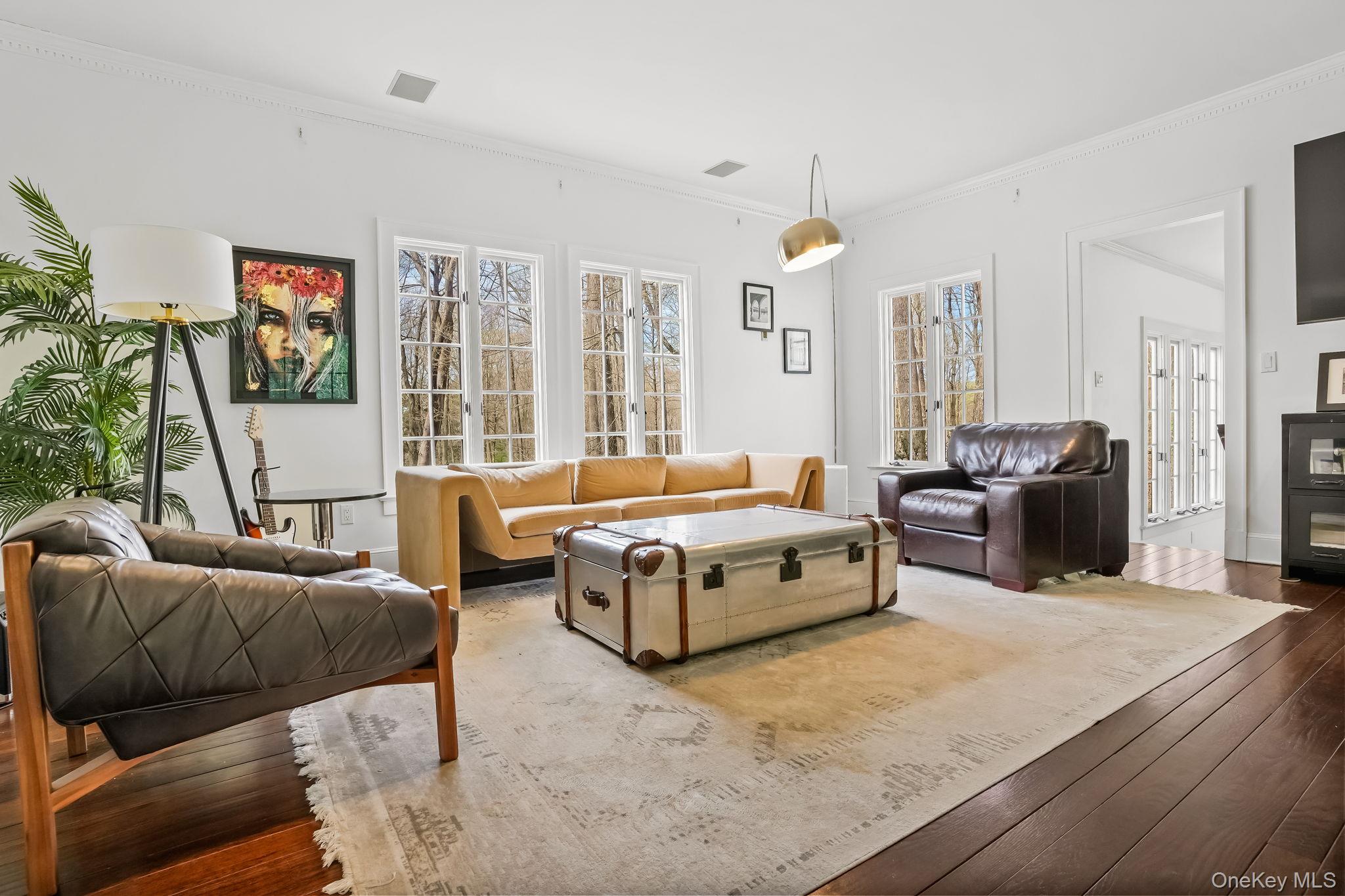 17 Spyrock Road Pound Ridge, NY 10576 - Photo 11 of 38