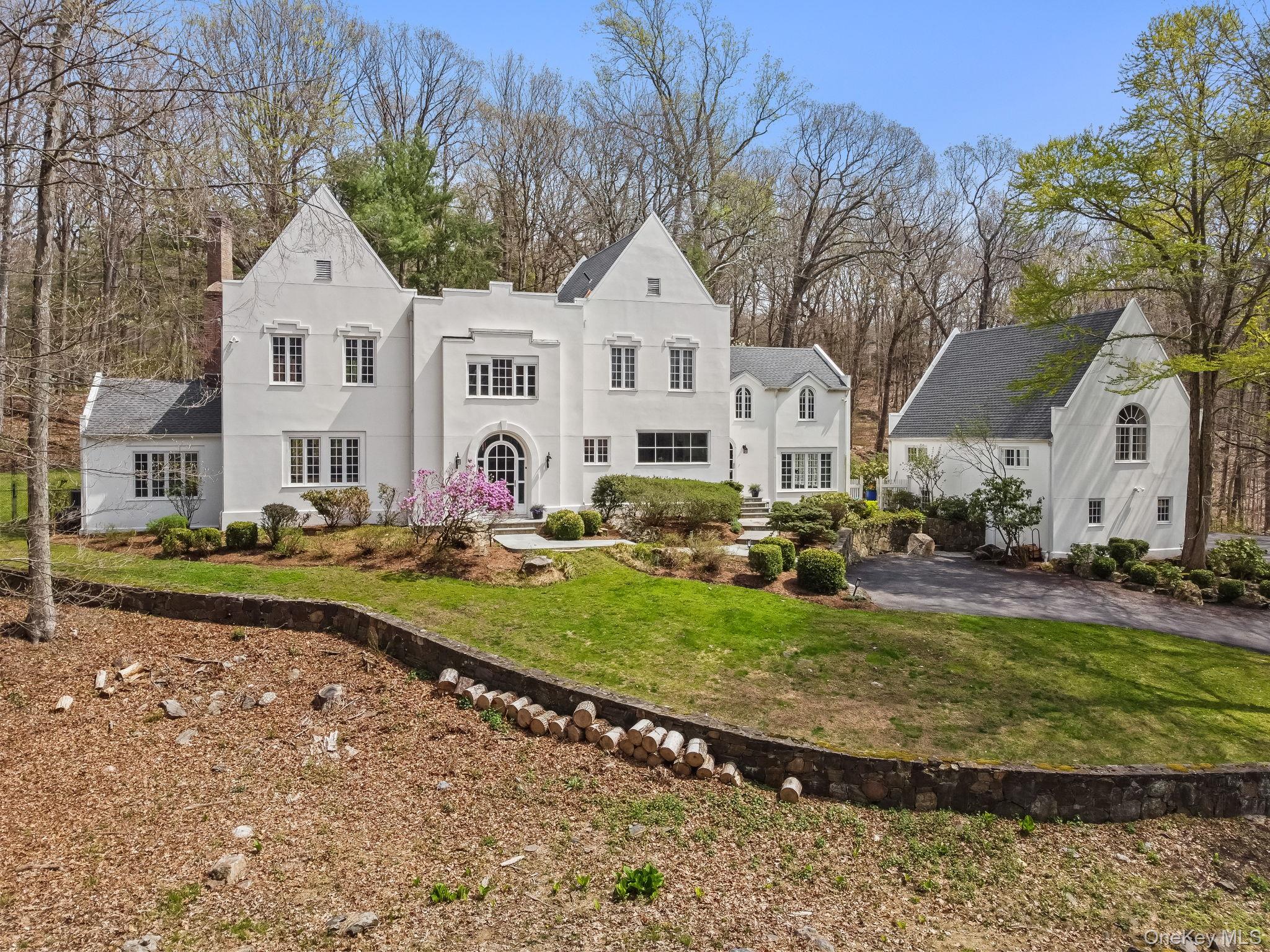 17 Spyrock Road Pound Ridge, NY 10576 - Photo 3 of 39