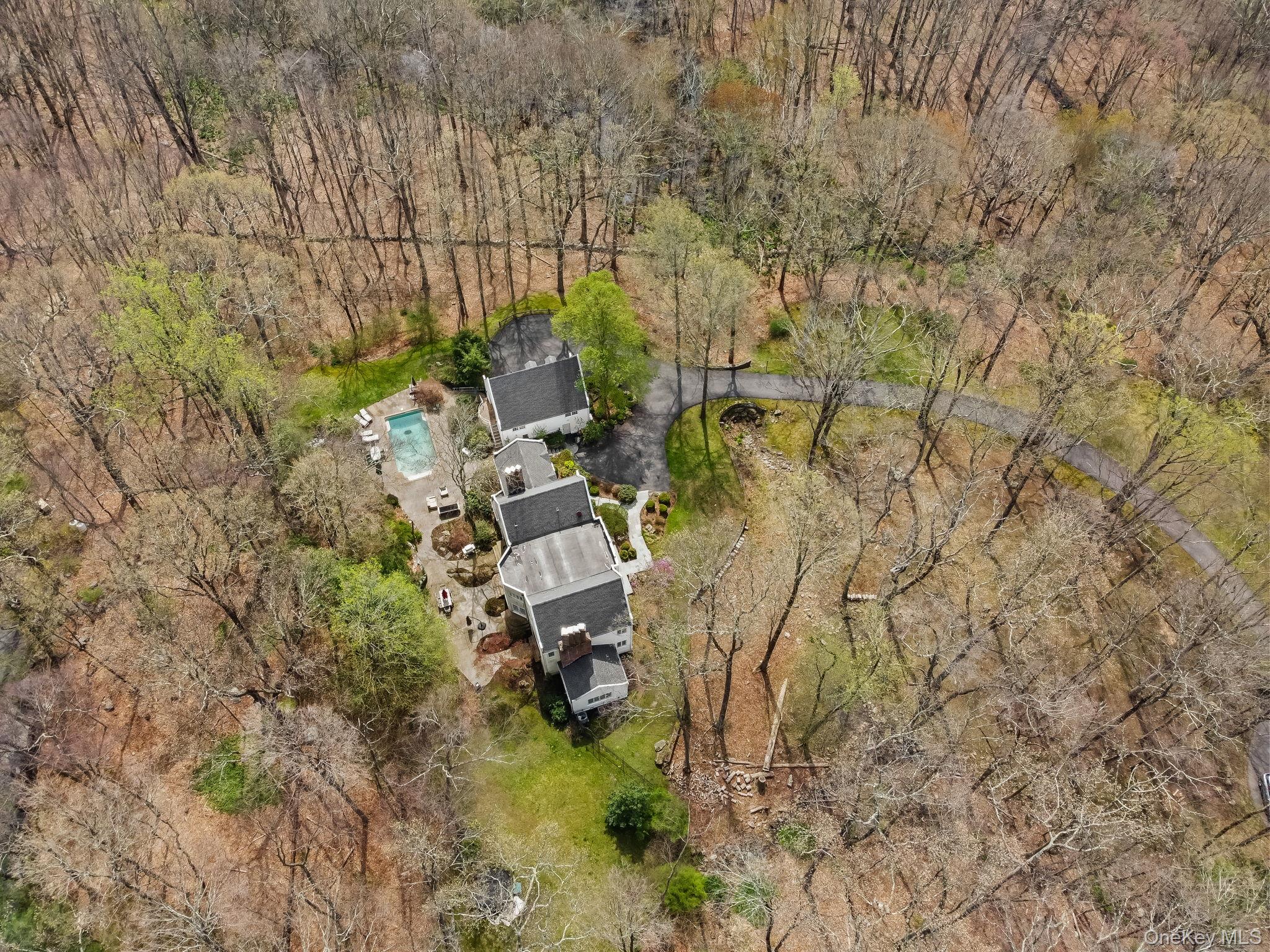 17 Spyrock Road Pound Ridge, NY 10576 - Photo 5 of 38