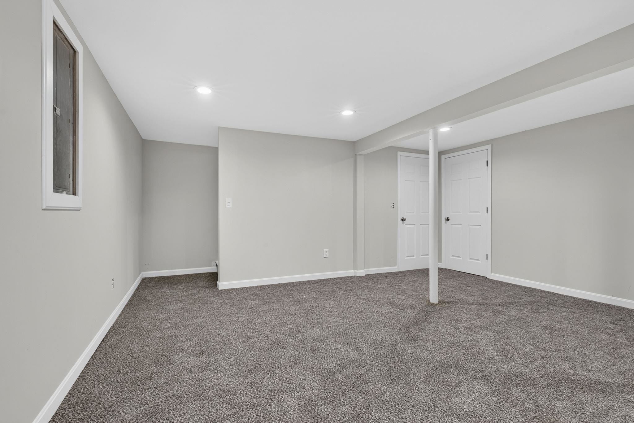 7 Homestead Drive, Unit R Derry, NH 03038 - Photo 23 of 25