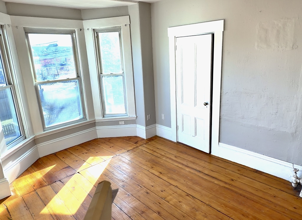 13 Wright Street Stoneham, MA 02180 - Photo 7 of 25