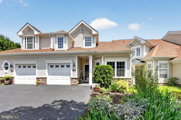 $400,000 | 18 Dresner Circle, Upper Chichester, PA 19061