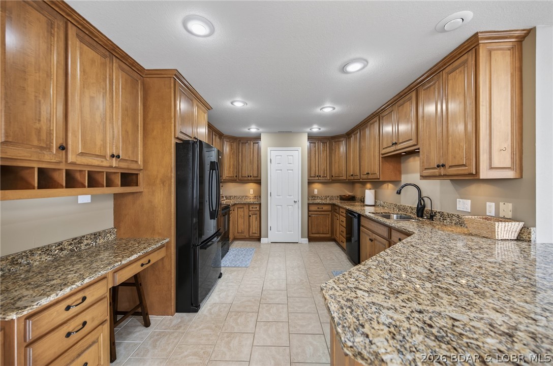 231 Ridgewood Drive Lake Ozark, MO 65049 - Photo 20 of 66