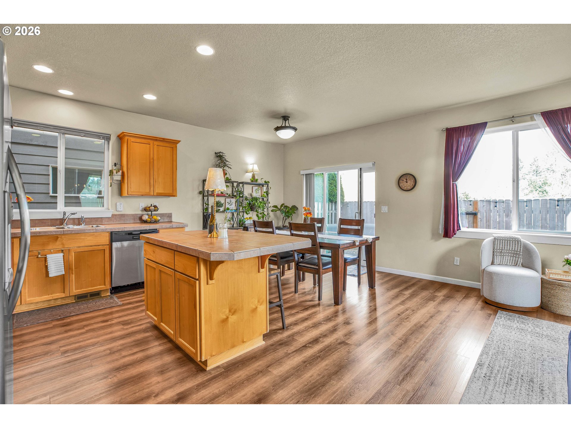 17925 Southwest Brisk Lane Beaverton, OR 97007 - Photo 6 of 28