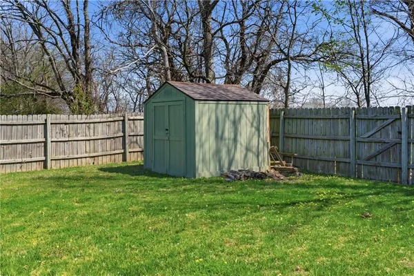 $409,900 | 3206 Steel Circle, Harrisonville, MO 64701
