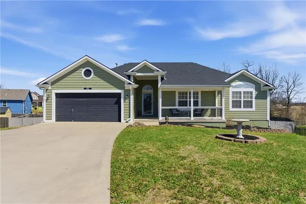 $409,900 | 3206 Steel Circle, Harrisonville, MO 64701