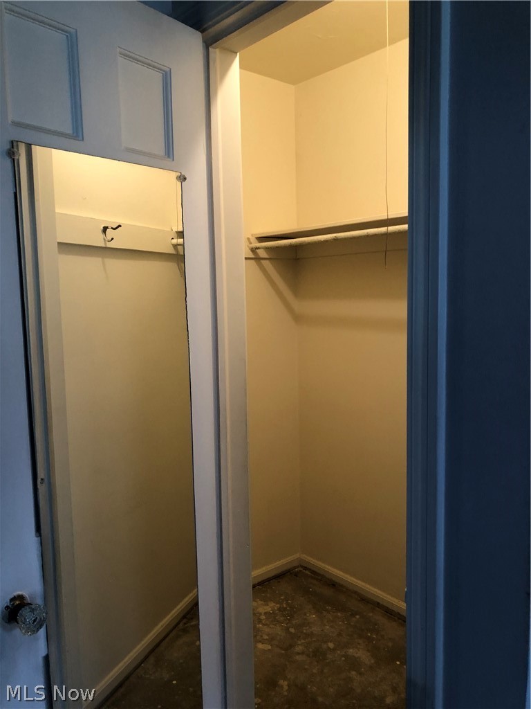 13785 Cedar Road, Unit 101E South Euclid, OH 44118 - Photo 4 of 11