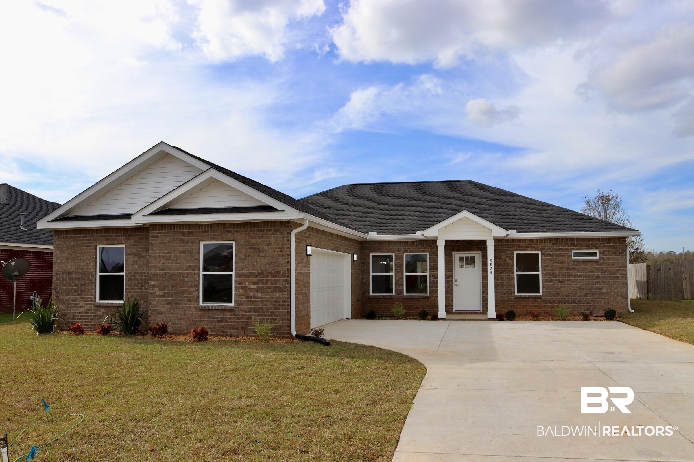 8825 Milners Court Foley, AL 36535 - Photo 1 of 47