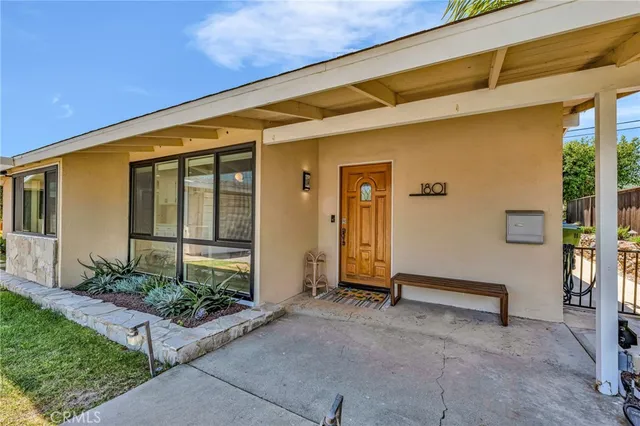 $1,299,000 | 1801 West Chandeleur Drive, San Pedro, CA 90732