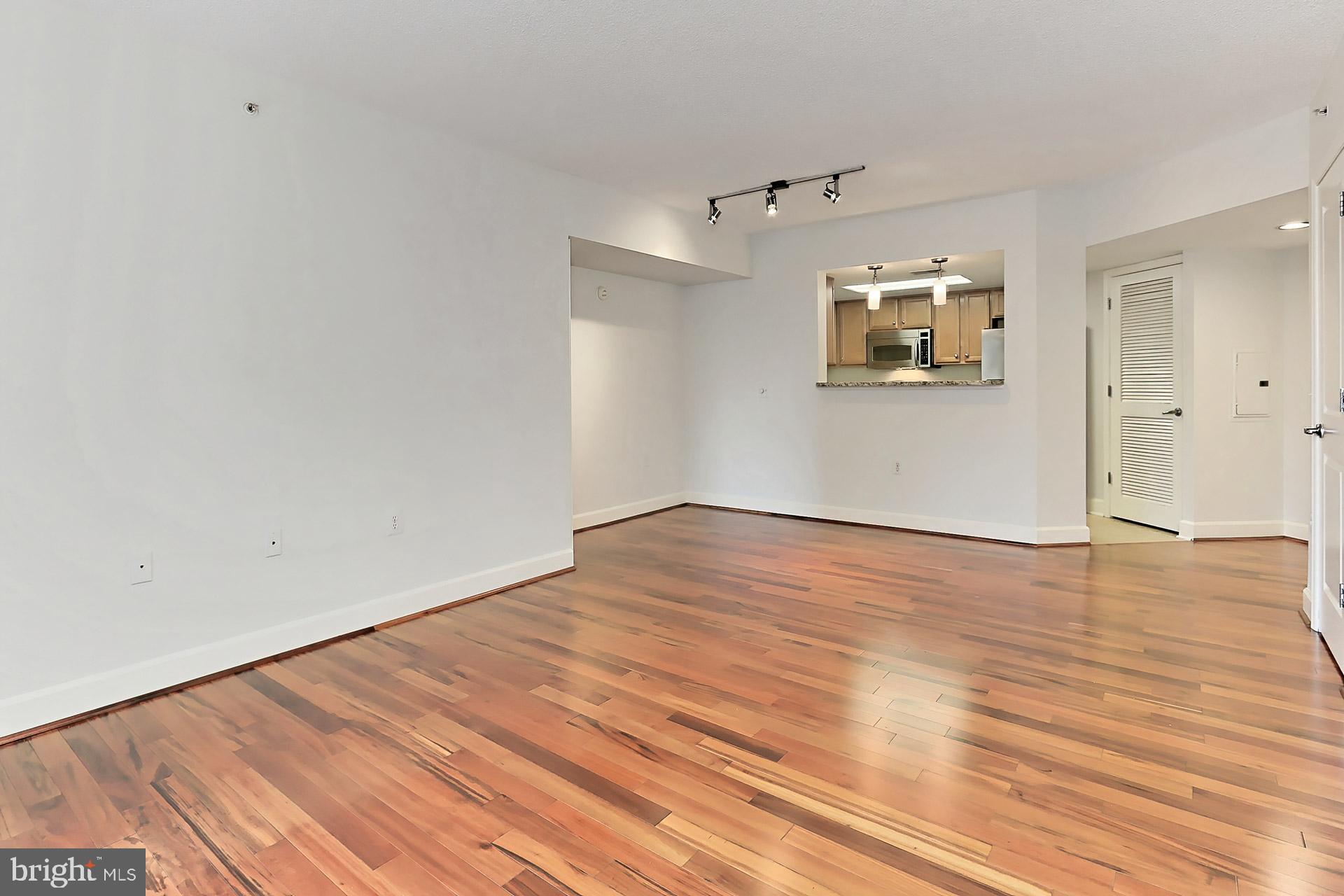 11800 Sunset Hills Road, Unit 513 Reston, VA 20190 - Photo 20 of 43