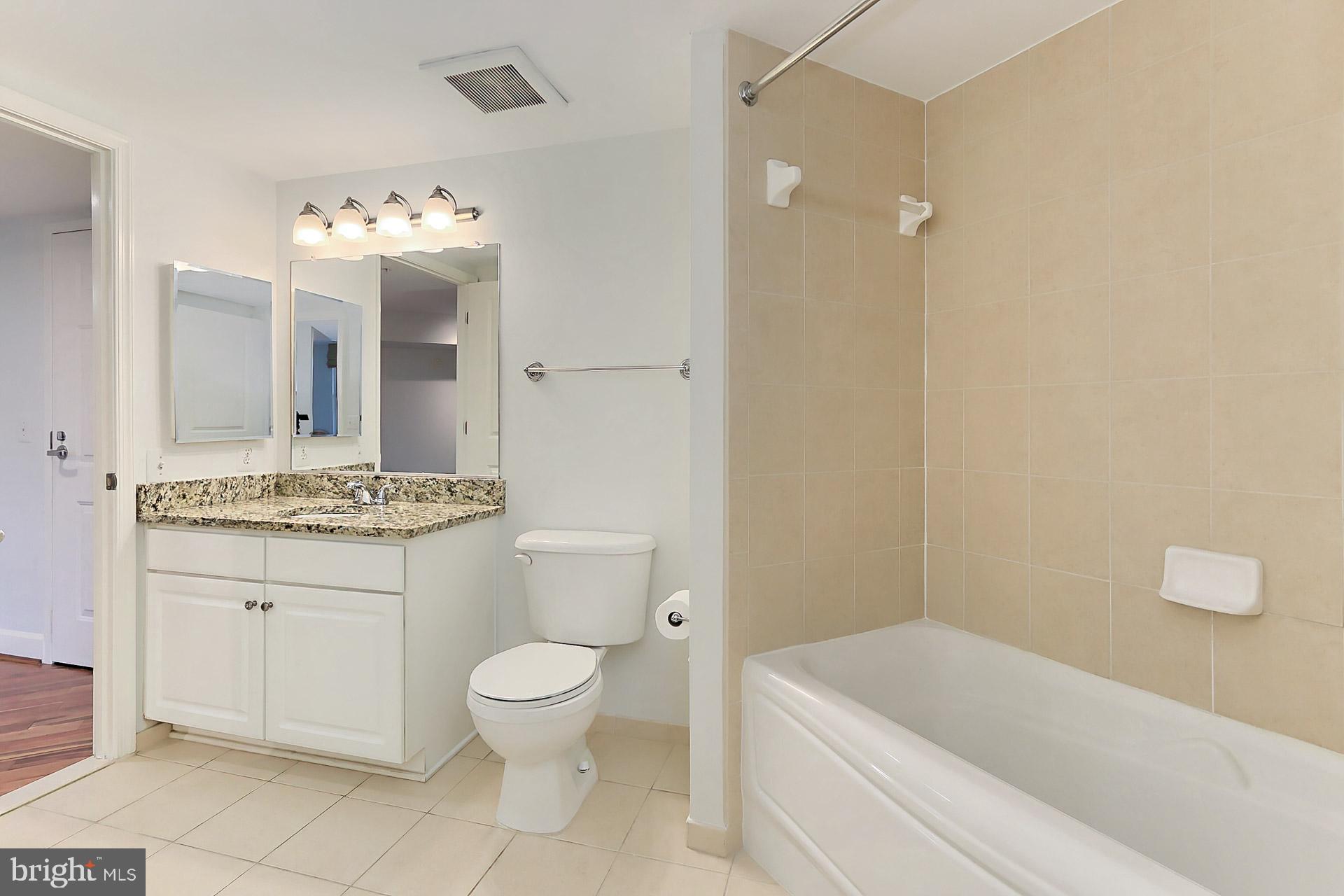 11800 Sunset Hills Road, Unit 513 Reston, VA 20190 - Photo 30 of 43 Secondary bath