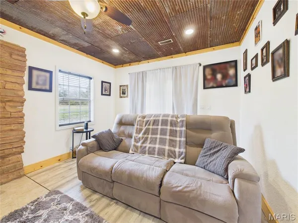 $255,000 | 1855 County Road 459, Poplar Bluff, MO 63901