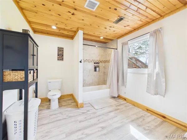 $255,000 | 1855 County Road 459, Poplar Bluff, MO 63901