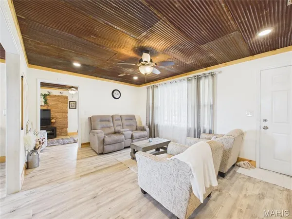 $255,000 | 1855 County Road 459, Poplar Bluff, MO 63901