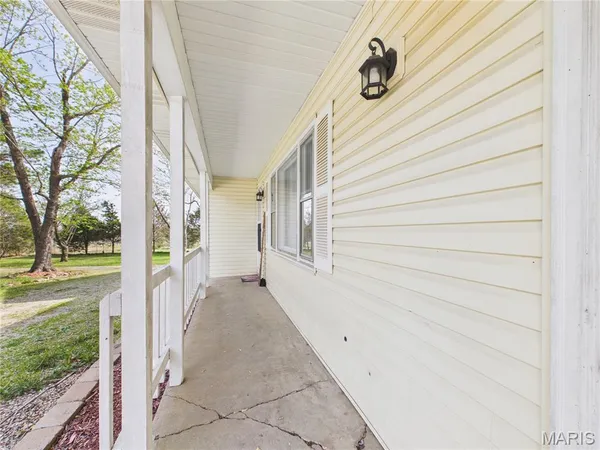 $255,000 | 1855 County Road 459, Poplar Bluff, MO 63901