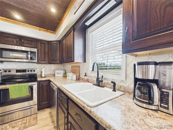 $255,000 | 1855 County Road 459, Poplar Bluff, MO 63901