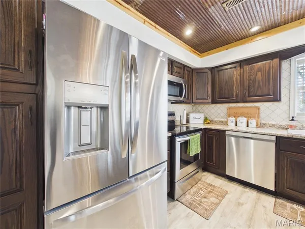 $255,000 | 1855 County Road 459, Poplar Bluff, MO 63901