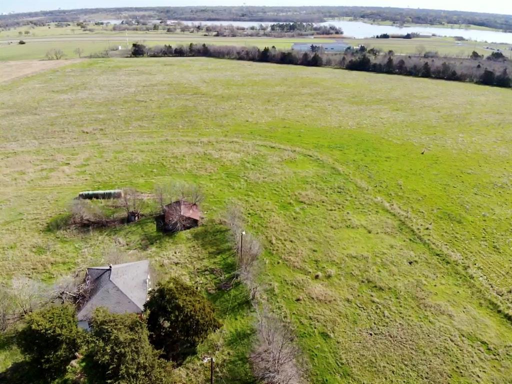 1900 Nesuda Road Ennis, TX 75119 - Photo 7 of 17 a view of an ocean and city