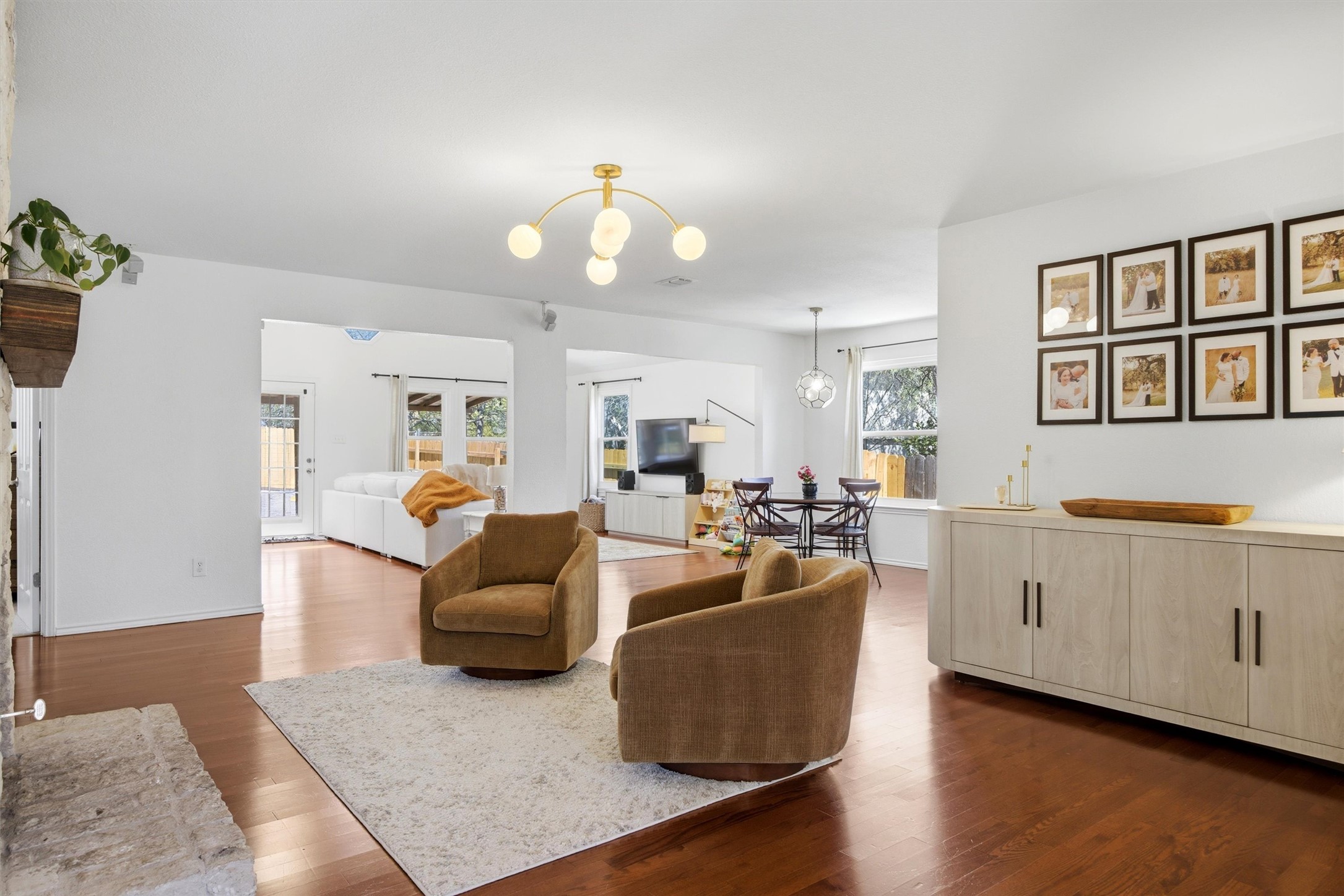 8804 Peppergrass Cove Austin, TX 78745 - Photo 7 of 39 a living room with furniture and wooden floor