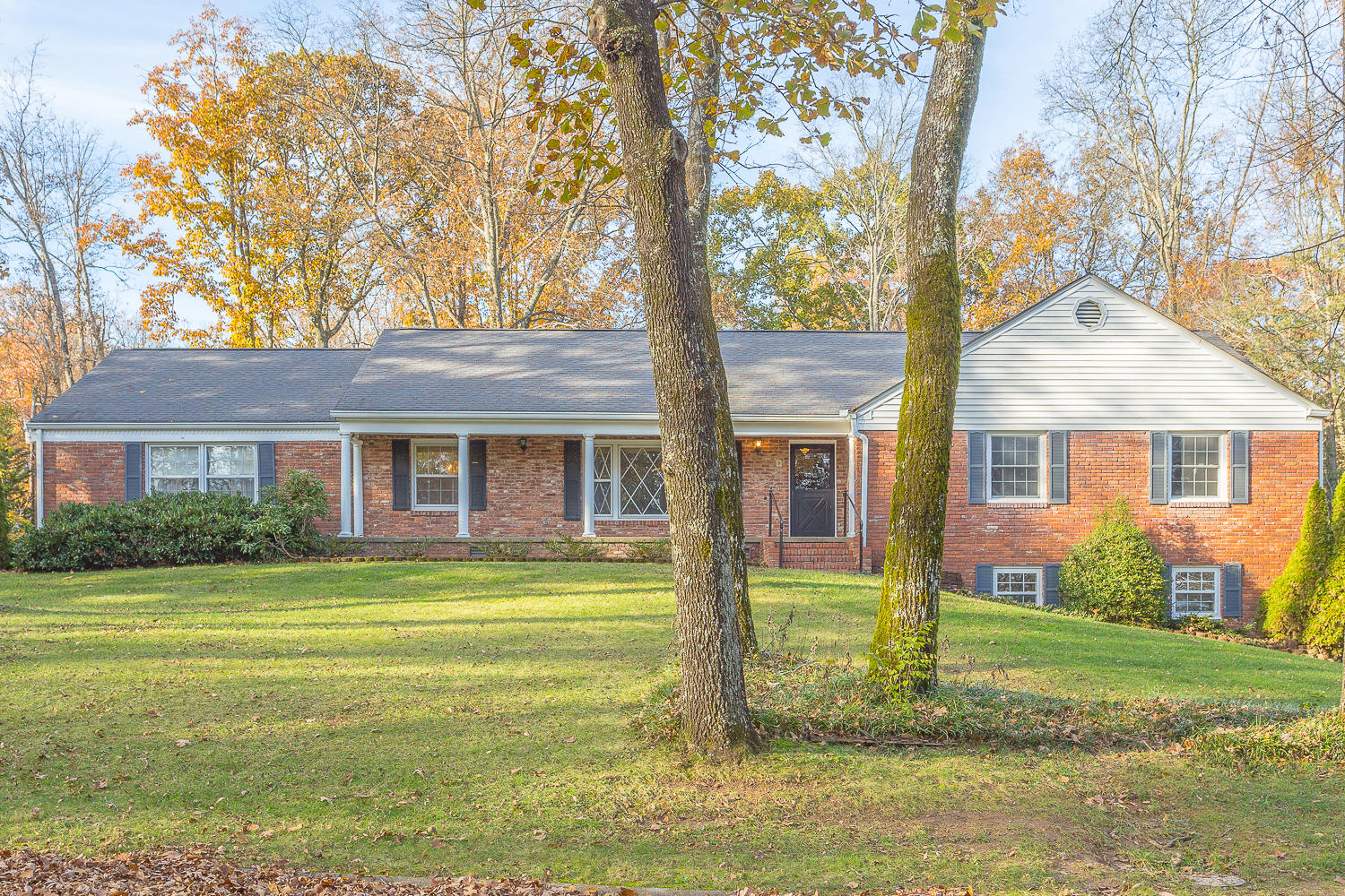 910 Crown Point Road East Signal Mountain, TN 37377 - Photo 63 of 63 910 Crown Point-2