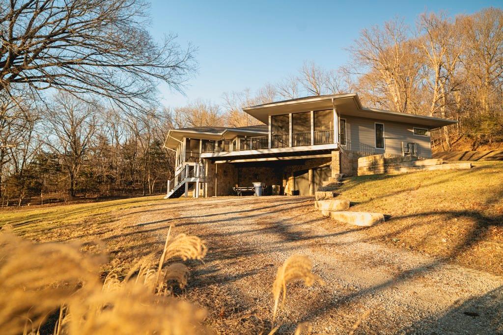 862 East 900th Road Lawrence, KS 66047 - Photo 15 of 96