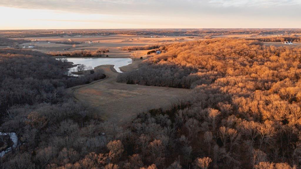 862 East 900th Road Lawrence, KS 66047 - Photo 6 of 96