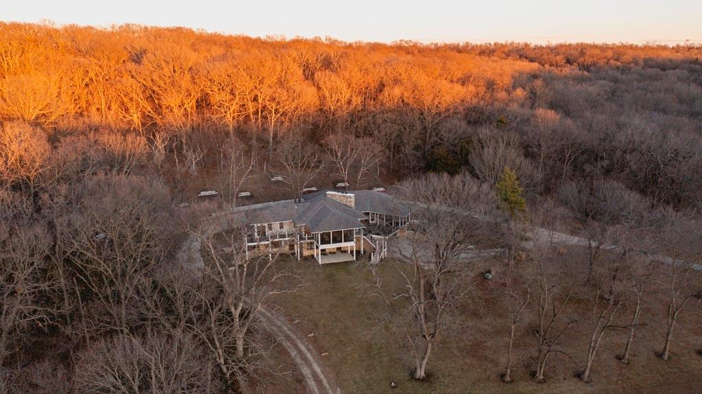 862 East 900th Road Lawrence, KS 66047 - Photo 9 of 96