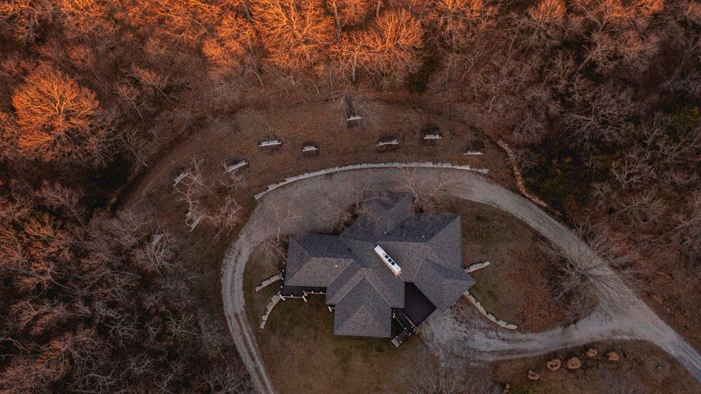 862 East 900th Road Lawrence, KS 66047 - Photo 10 of 96